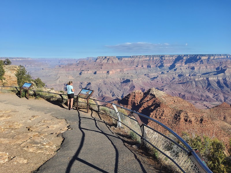 Navajo Point - Navajo Point, Grand Canyon Village, AZ 86023, USA