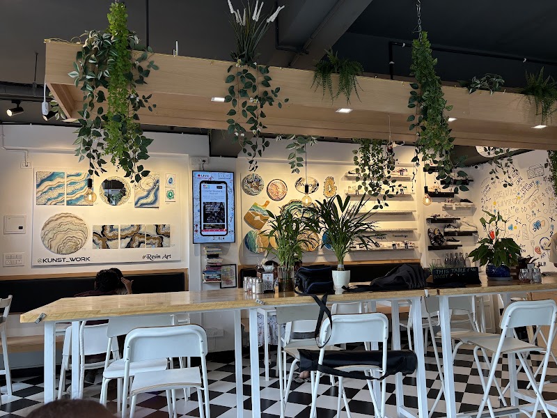 MixNosh | Art Cafe, HSR - MixNosh | Art Cafe, HSR Ground Floor, Building 1919, 21st Main road, 25th Cross Rd, Garden Layout, Sector 2, HSR Layout, Bengaluru, Karnataka 560102, India