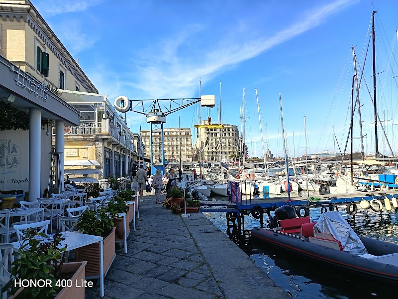 Donna Luisella | Ristorante Borgo Marinari Napoli - Donna Luisella | Ristorante Borgo Marinari Napoli, Piazzetta Marinari, 3, 80132 Napoli NA, Italy