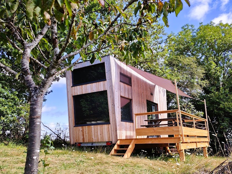 MOOSE Tiny house Chaumes Hébergement en Auvergne - MOOSE Tiny house Chaumes Hébergement en Auvergne Les Chaumes, 63230 Saint-Jacques-d'Ambur, France