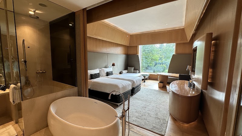 IAH Bar - IAH Bar near IGI Airport, IAH BAR, NH-8, D Block, Samalka, New Delhi, Delhi 110097, India