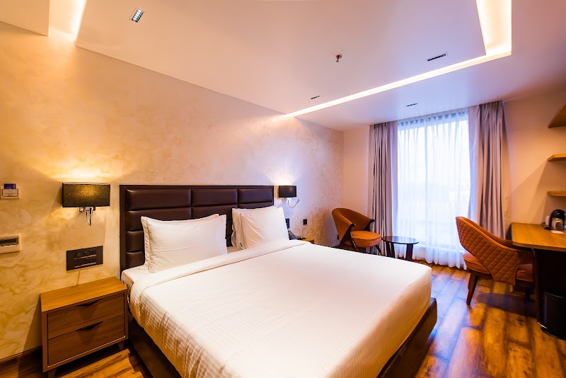 Grand Dhillon - Grand Dhillon A-1, Nehru Nagar Square, G.E. Road, Priyadarsani Parisar West, Priyadarsani Parisar West, Bhilai, Chhattisgarh 490020, India