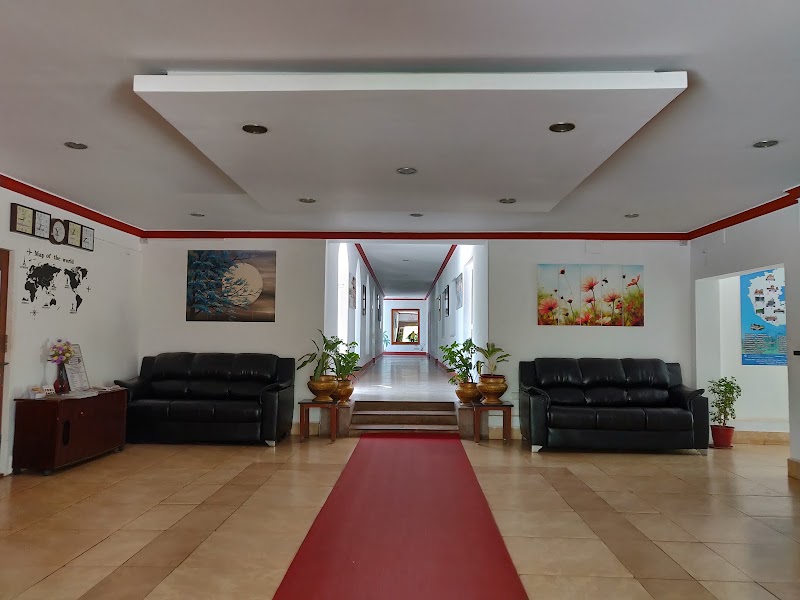 Hotel Mayura Bhuvaneshwari - Hotel Mayura Bhuvaneshwari, Kamalapura Hospet Taluk, Kamalapura, Karnataka 583221, India