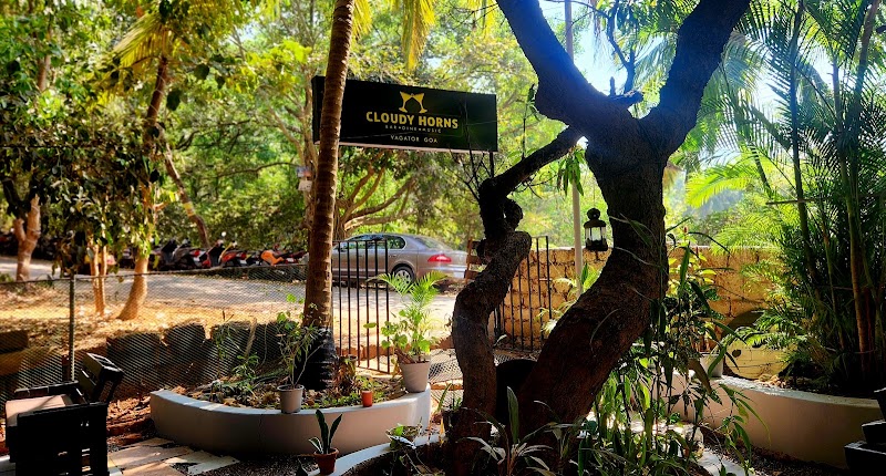 Cloudyhorns - Cloudyhorns Chapora Fort Rd, Vagator, Anjuna, Goa 403509, India