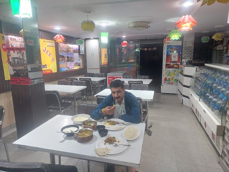 New Prem Jee's - New Prem Jee's Chowk, Mashobra, Himachal Pradesh 171007, India