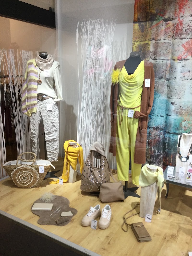 Andiamo Kempen - Mode & mehr - Andiamo Kempen - Mode & mehr, Burgstraße 3, 47906 Kempen, Germany