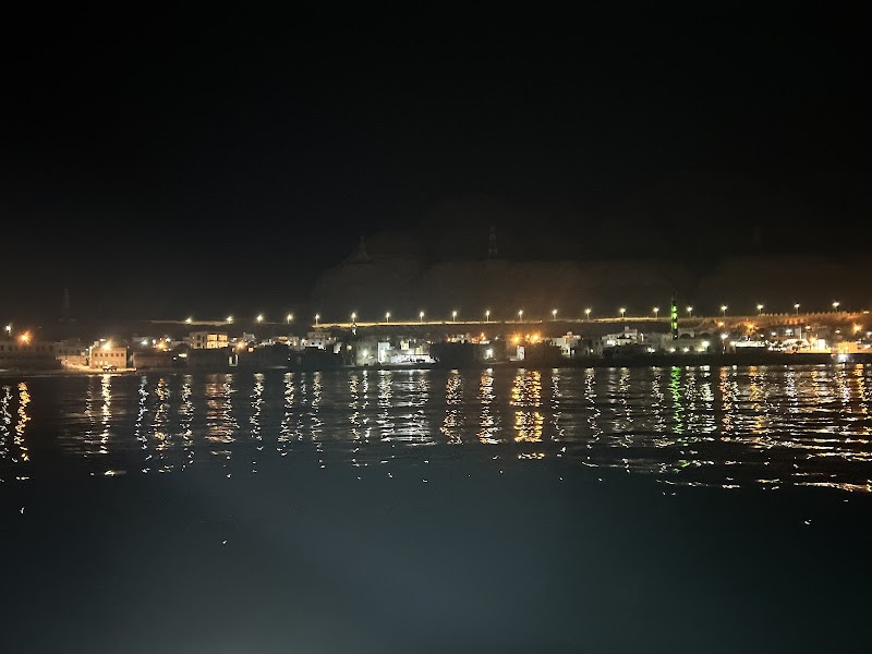 ميناء طيوي Tiwi Harbor - ميناء طيوي Tiwi Harbor, R7H5+H4J, Tiwi, Oman