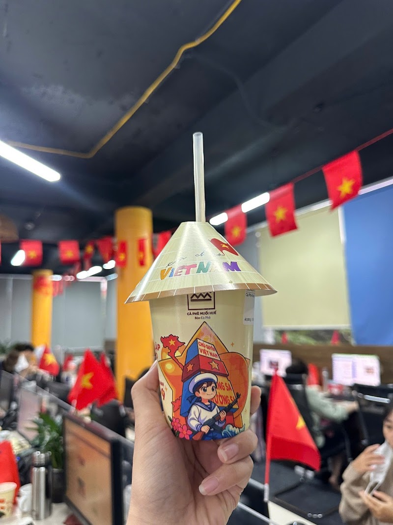 Cà Phê Muối Huế - Bản Cà Phê/Hue Salt Coffee - Cà Phê Muối Huế - Bản Cà Phê/Hue Salt Coffee 27 P. Nguyễn Thị Định, Yên Hòa, Hà Nội, Vietnam