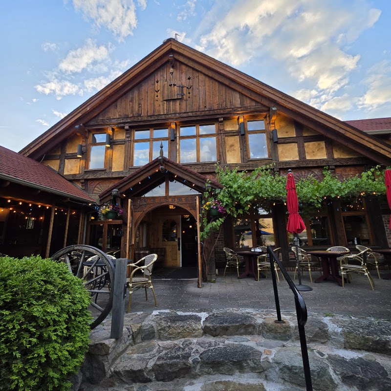 Gasthaus on the Lake - Gasthaus on the Lake 5790 Beach Ave, Peachland, BC V0H 1X6, Canada