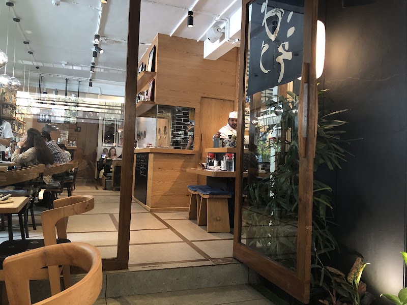 Izumi Bandra - Izumi Bandra Ground Floor, Sunrise Cooperative Society, Rd Number 24, Khar West, Mumbai, Maharashtra 400050, India