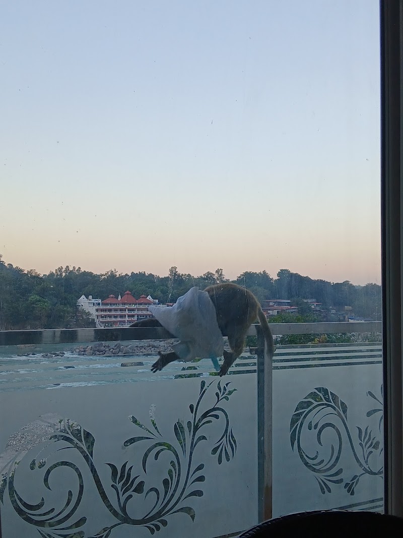 Ganga View Resort - Ganga View Resort Tapovan, parking, near Laxman Tempal, Laxman Jhula, Rishikesh, Jonk, Uttarakhand 249192, India