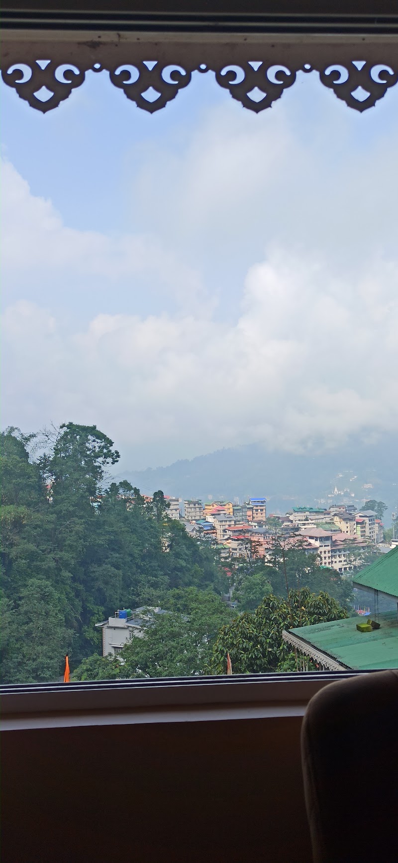 LA-SO Homestay - LA-SO Homestay Dhuppidara, Lower Burtuk Rd, New Road, Gangtok, Sikkim 737101, India