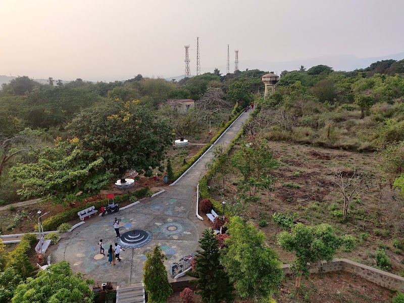 Dolphin's Nose Lighthouse - Dolphin's Nose Lighthouse, Dolphin Hill, Gajuwaka, Andhra Pradesh 530005, India