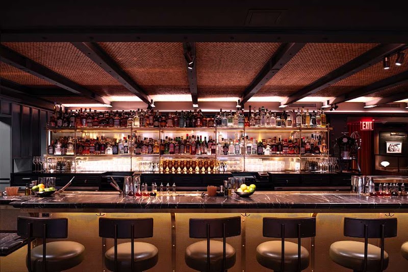Martinique New York on Broadway, Curio Collection by Hilton - Martinique New York on Broadway, Curio Collection by Hilton 49 W 32nd St, New York, NY 10001, USA