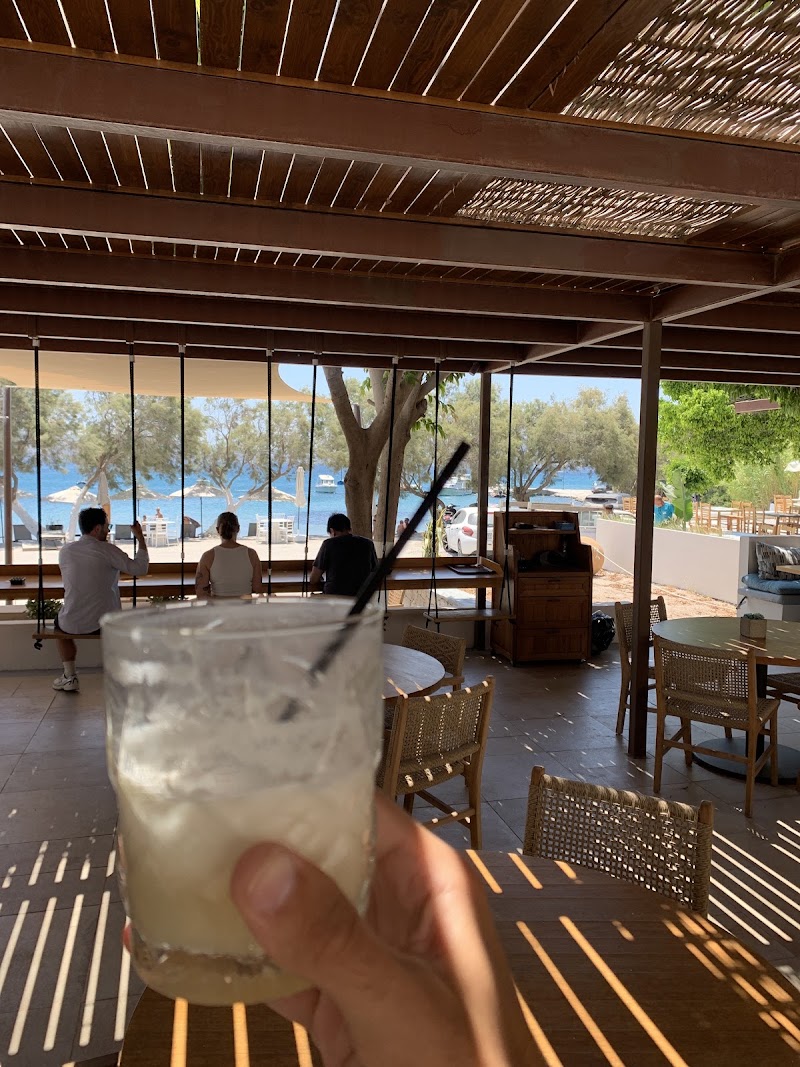 YAMAS Milos Beach Restaurant - YAMAS Milos Beach Restaurant Lagada Beach, Adamas 848 00, Greece