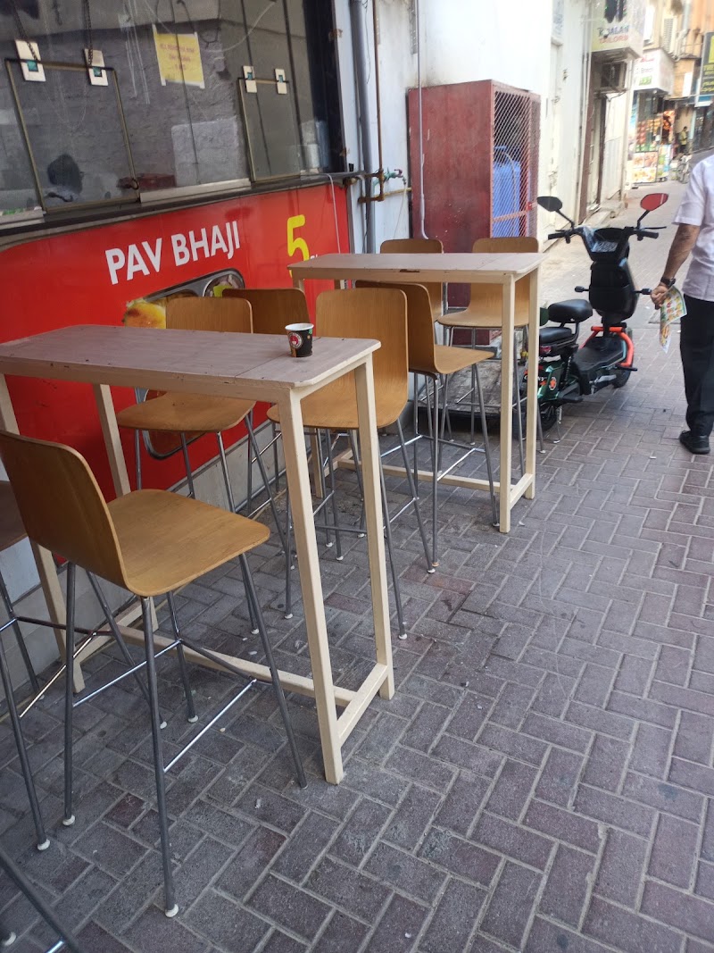 BHAGAT TARACHAND RESTAURANT L.L.C - BHAGAT TARACHAND RESTAURANT L.L.C Baharna Building - Shop no. 13/14 - opp. Astoria Hotel Meena Bazar - Bur Dubai - Al Souq Al Kabeer - Dubai - United Arab Emirates