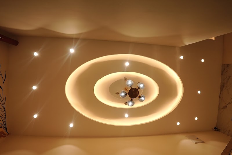 Hotel Mantri Ji - Hotel Mantri Ji A-6/5 Mahakal vanijya Kendra, Nanakheda, Mahakal Vanijya, Ujjain, Madhya Pradesh 456010, India