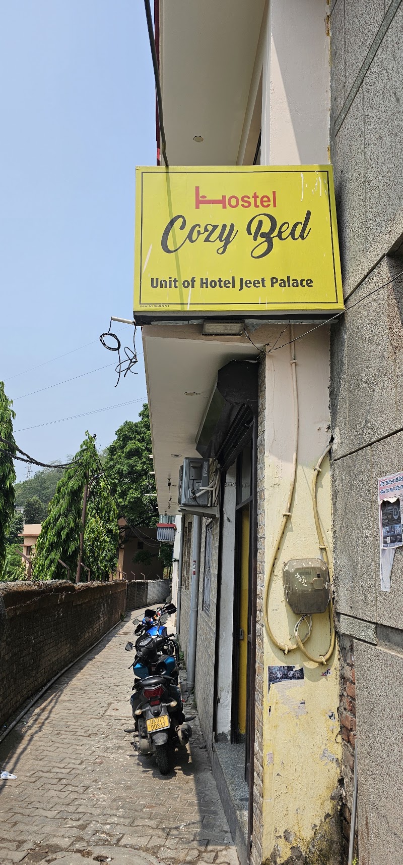 Hostel Cozy Beds - Hostel Cozy Beds Balaknath Rd, Tapovan, Rishikesh, Uttarakhand 249192, India