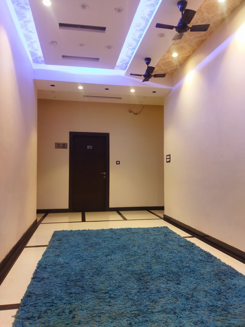 Hotel Park Plaza - Hotel Park Plaza Buddha Vihar Colony, The mall, S-20/53-14, Road, Buddha Bihar colony, Varanasi cantonment, Varanasi, Uttar Pradesh 221002, India