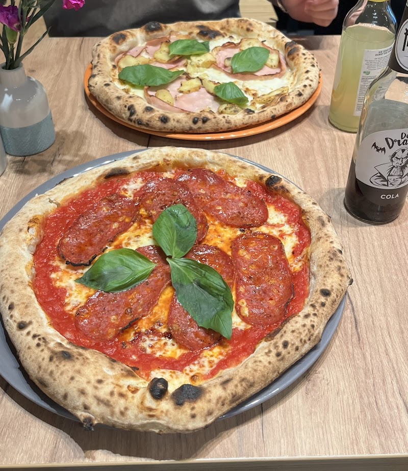 Lievitamente Pizzeria Elisabethstraße - Lievitamente Pizzeria Elisabethstraße Elisabethstraße 21a, 5020 Salzburg, Austria