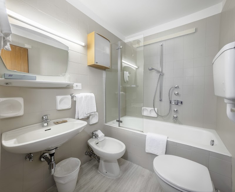 Residence Cësa Panaval - Residence Cësa Panaval Via Dursan, 95, 39047 Santa Cristina Valgardena BZ, Italy