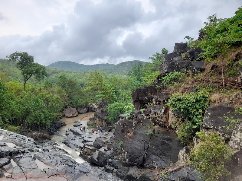 Honed Waterfall - Honed Waterfall, Unnamed Road, Chhattisgarh 494331, India