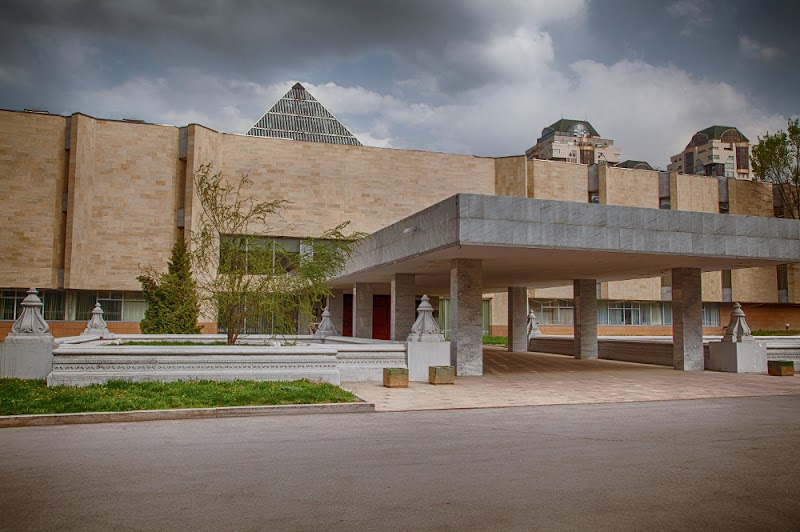 Abilkhan Kasteev State Art Museum - Abilkhan Kasteev State Art Museum, Алматы қ-ы, КӨКТЕМ – 3, 22/1, Almaty 050000, Kazakhstan