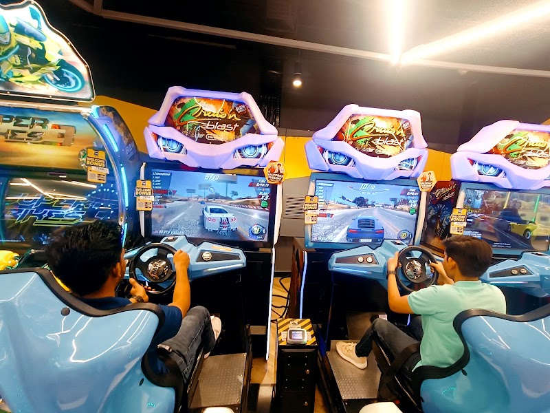 Timezone Pavilion Mall Ludhiana - Timezone Pavilion Mall Ludhiana R1-R7 & R8A, Fourth Floor, B-1, 1258, Kailash Cinema Rd, Civil Lines, Ludhiana, Punjab 141001, India