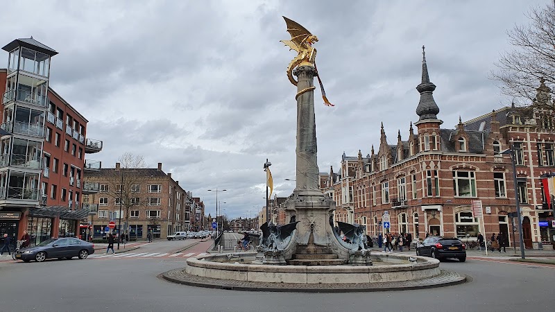 's-Hertogenbosch - 's-Hertogenbosch, Stationsplein, 5211 BP 's-Hertogenbosch, Netherlands