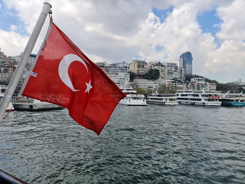 Kabataş - Kabataş, Tomtom, 34433 Beyoğlu/İstanbul, Türkiye