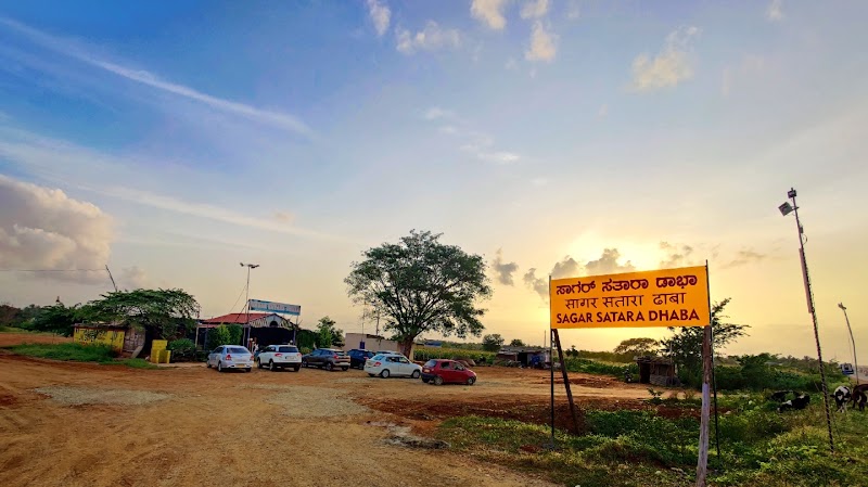 SAGAR SATARA DHABA - SAGAR SATARA DHABA, NH-4 highway, Davanagere-Harihar Bypass, near Bharat petroleum, Harihar, Hanagawadi, Karnataka 577601, India