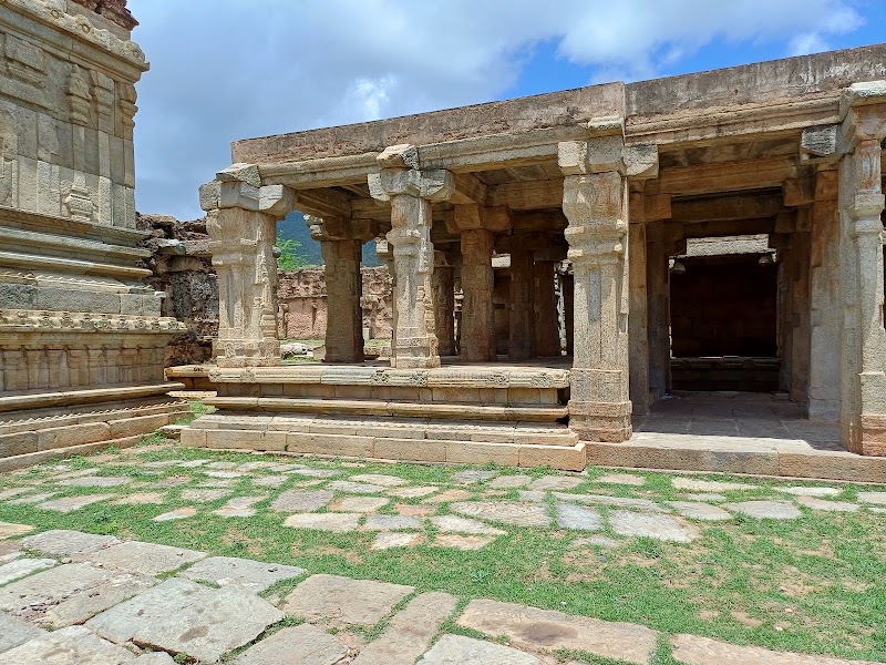 The Udayagiri Fort - The Udayagiri Fort, V78G+44X, Coastal Andhra Region, Siddavaram, Pullayapalle, Andhra Pradesh 524226, India