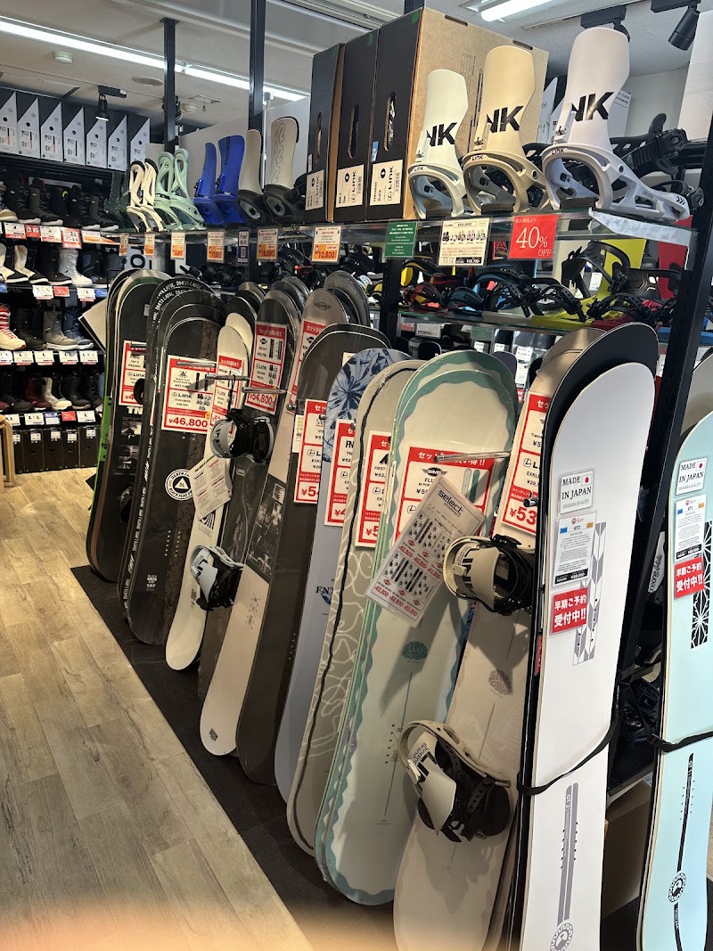 select snowboard - select snowboard Japan, 〒101-0052 Tokyo, Chiyoda City, Kanda Ogawamachi, 3-chōme−2−１４ ユースクエアビル 1F