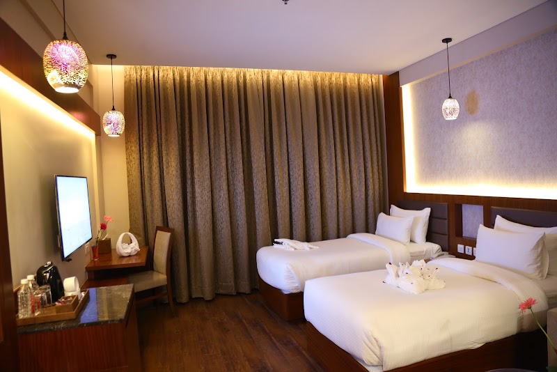 Pristine Hotel - Pristine Hotel The Mall Road, Cantonment S-20/53-4-B Buddha Vihar Colony, Varanasi cantonment, Varanasi, Uttar Pradesh 221002, India