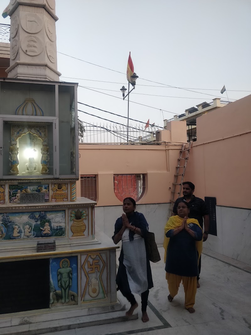 Shri 1008 Parasnath Digamber Jain Mandir - Shri 1008 Parasnath Digamber Jain Mandir, JC8Q+8FM, Jalalabad, Uttar Pradesh 247772, India
