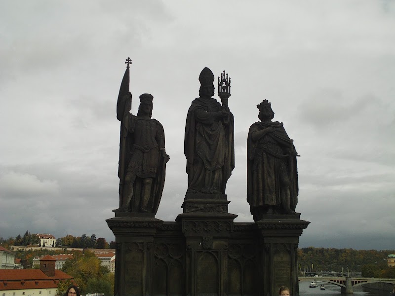 Socha svatého Filipa Benicia - Socha svatého Filipa Benicia, Karlův most, 110 00 Praha 1-Malá Strana, Czechia