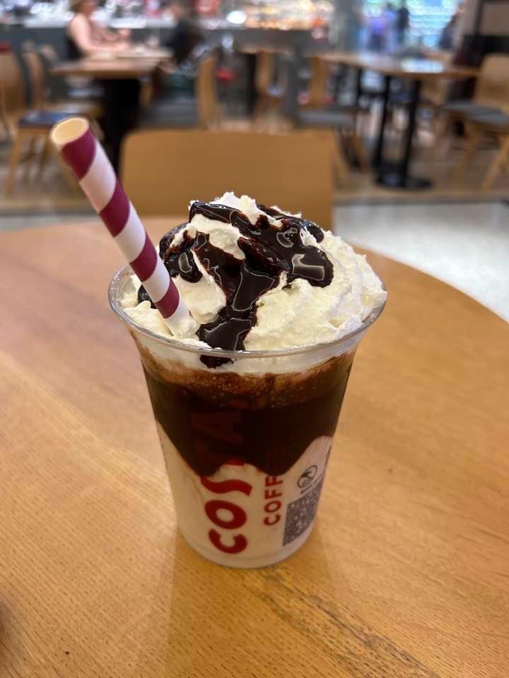 Costa Coffee - Costa Coffee, Plzeňská 8, 150 00 Praha 5-Smíchov, Czechia