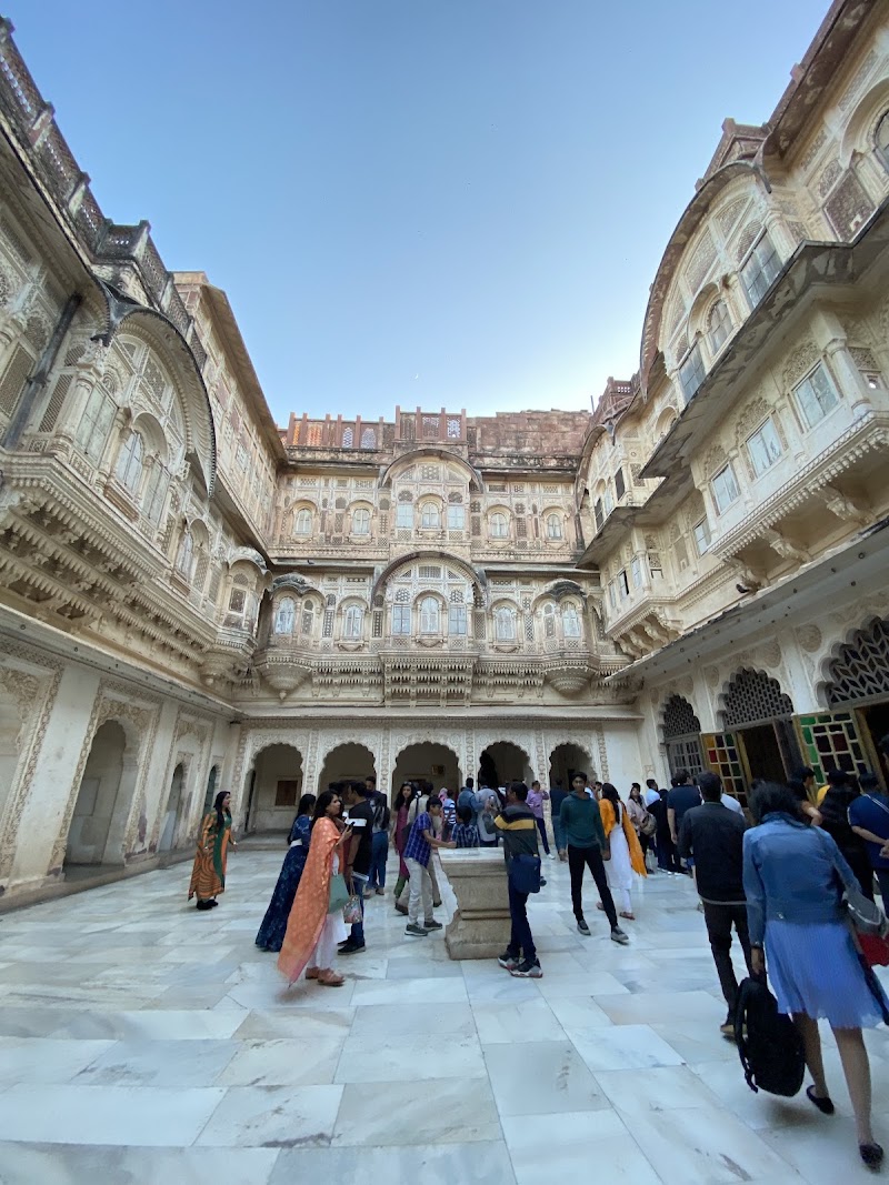 Moti Mahal Palace