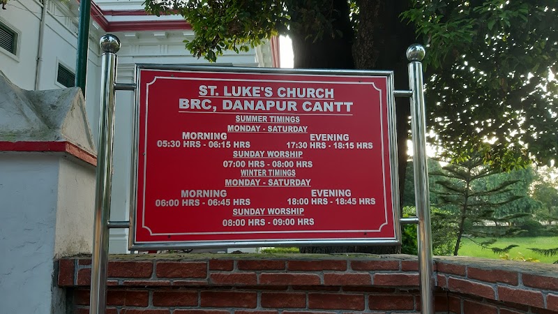 St. Luke's Church - St. Luke's Church J2QQ+4W8, Main Rd, Danapur Cantonment, Patna, Bihar 801503, India