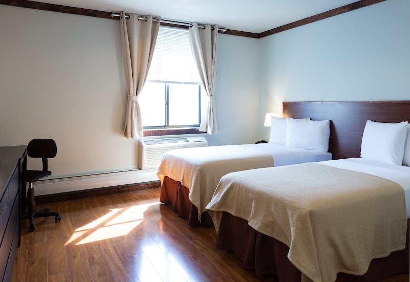 LIC Hotel - LIC Hotel 44-04 21st St, Long Island City, NY 11101, USA
