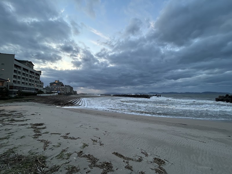 Kaike Onsen Beach - Kaike Onsen Beach, 3 Chome-4 Kaikeonsen, Yonago, Tottori 683-0001, Japan