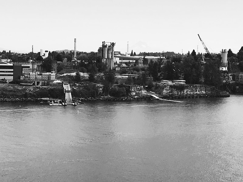 Station L Rowing Club - Station L Rowing Club, 403 SE Caruthers St, Portland, OR 97214, USA