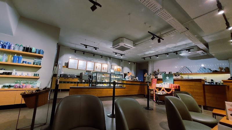 Starbucks - Chruch Street - Starbucks - Chruch Street, 55 & 51 Ground Prestige Rr Building MG Road, Church St, near Anjappar Chettinad Restaurant, Shanthala Nagar, Ashok Nagar, Bengaluru, Karnataka 560001, India
