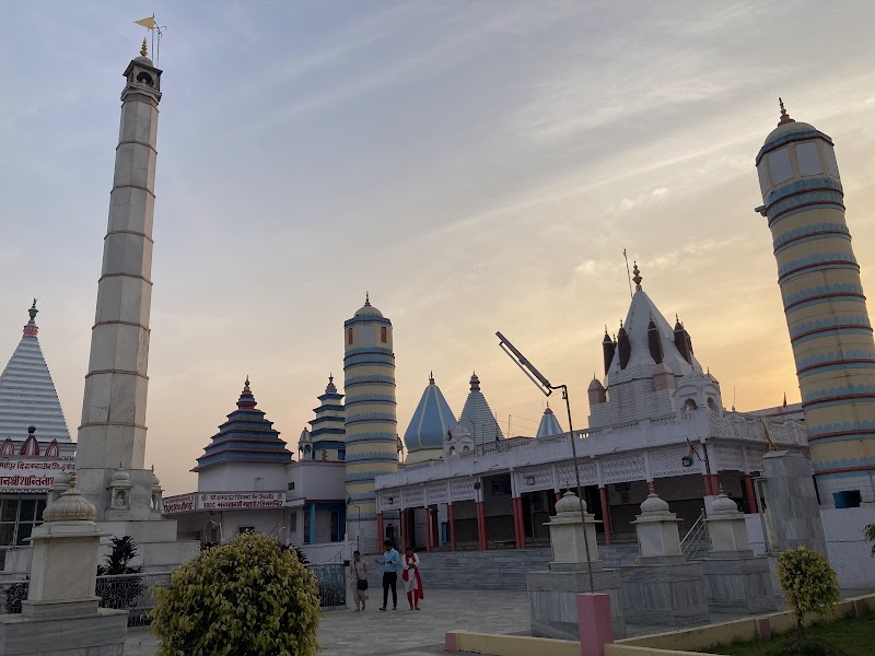 Shri Champapur Digambar Jain Siddhakshetra Mandir - Shri Champapur Digambar Jain Siddhakshetra Mandir, Jain Mandir Ln, Nathnagar, Bhagalpur, Bihar 812006, India