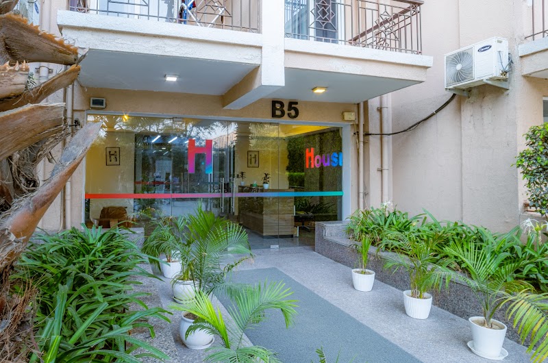 Housr Coliving, Tulip - Housr Coliving, Tulip Tulip Purple, B5, 60 Meter Rd, Sector 69, Gurugram, Haryana 122101, India