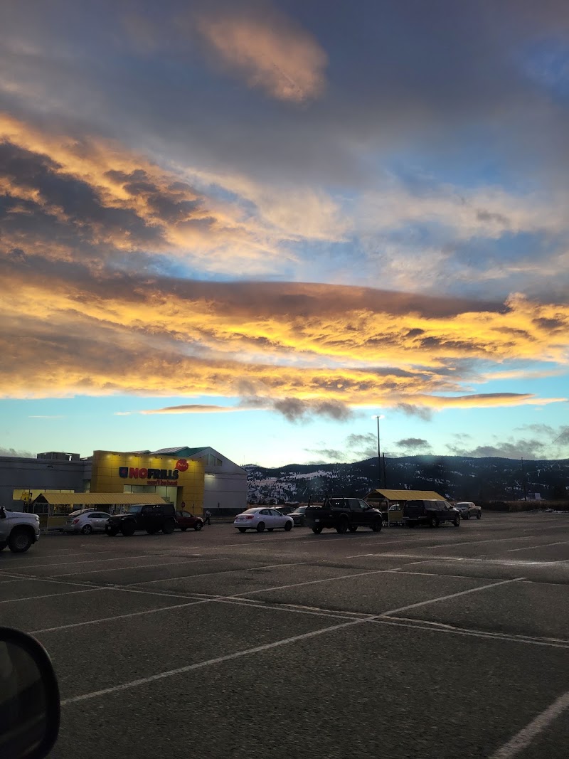 Peter's NOFRILLS Merritt - Peter's NOFRILLS Merritt 2760 Forksdale Ave, Merritt, BC V1K 1R9, Canada