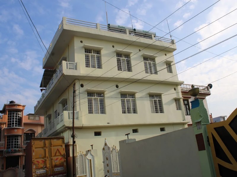 Hotel O by OYO Mount View - Hotel O by OYO Mount View, Union Bank Rd, near Central hospital, Bank Colony, Kusumkhera, Haldwani, Bomari Tallikham, Uttarakhand 263139, India