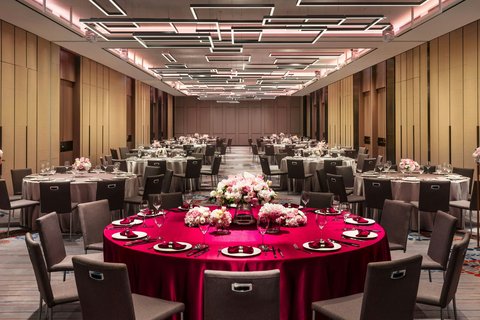 Courtyard by Marriott Taipei Downtown - Courtyard by Marriott Taipei Downtown No. 6, Section 3, Minsheng E Rd, Zhufu Village, Zhongshan District, Taipei City, Taiwan 10480