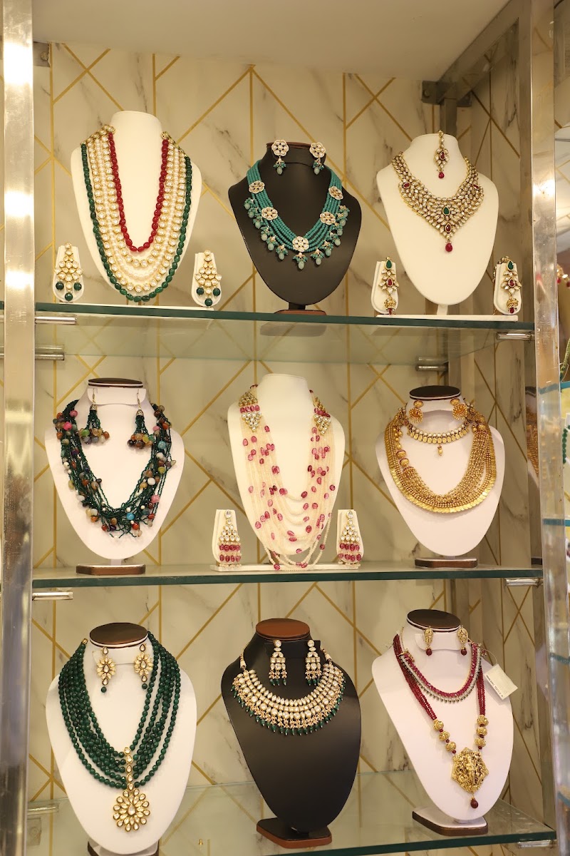 MAHALAXMI TEXTILE MART - MAHALAXMI TEXTILE MART SHOP NO 15, Haldion Ka Rasta, Johri Bazar, Ramganj Bazar, Jaipur, Jaipur Nagar Nigam Area, Rajasthan 302003, India