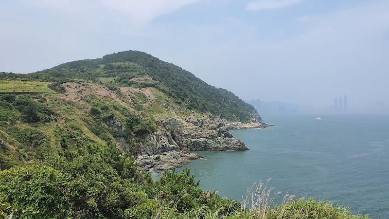 Haeparang-gil starting point (from Oryukdo to Igidae) - Haeparang-gil starting point (from Oryukdo to Igidae), South Korea, Busan, Nam-gu, 용호제2동 산196